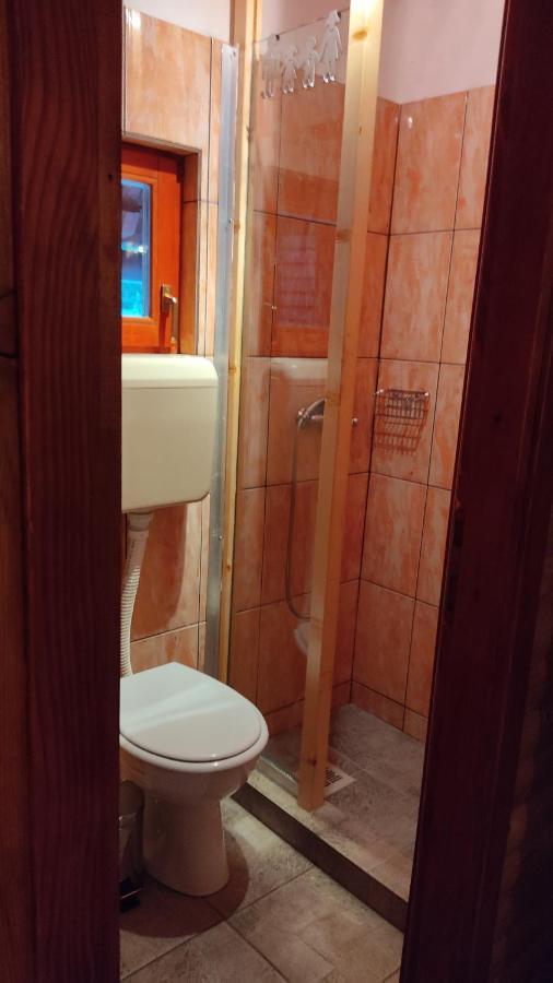 Kuca Za Odmor "Med Strmci" Villa Zlobin Kültér fotó