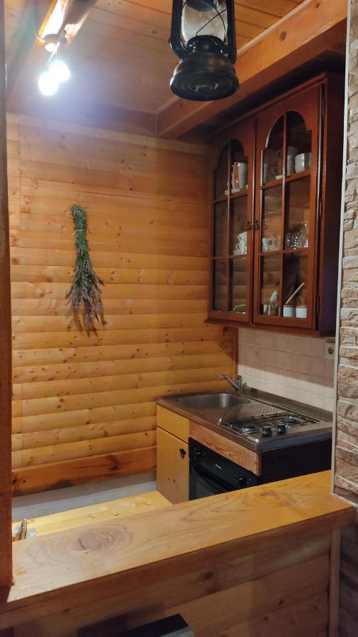Kuca Za Odmor "Med Strmci" Villa Zlobin Kültér fotó
