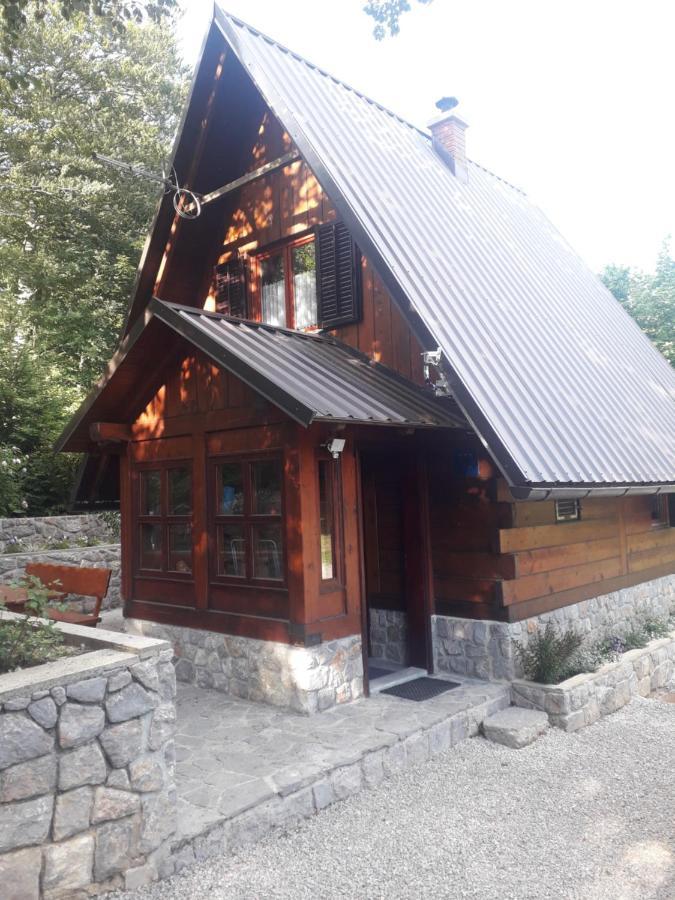 Kuca Za Odmor "Med Strmci" Villa Zlobin Kültér fotó